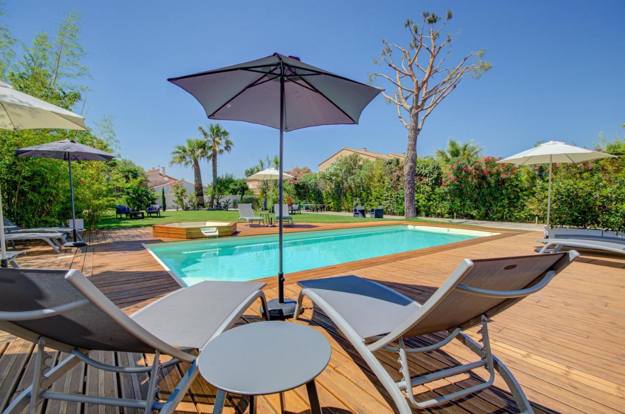 Отель Domaine Le Courti - Adult Only Ле Баркарес Экстерьер фото